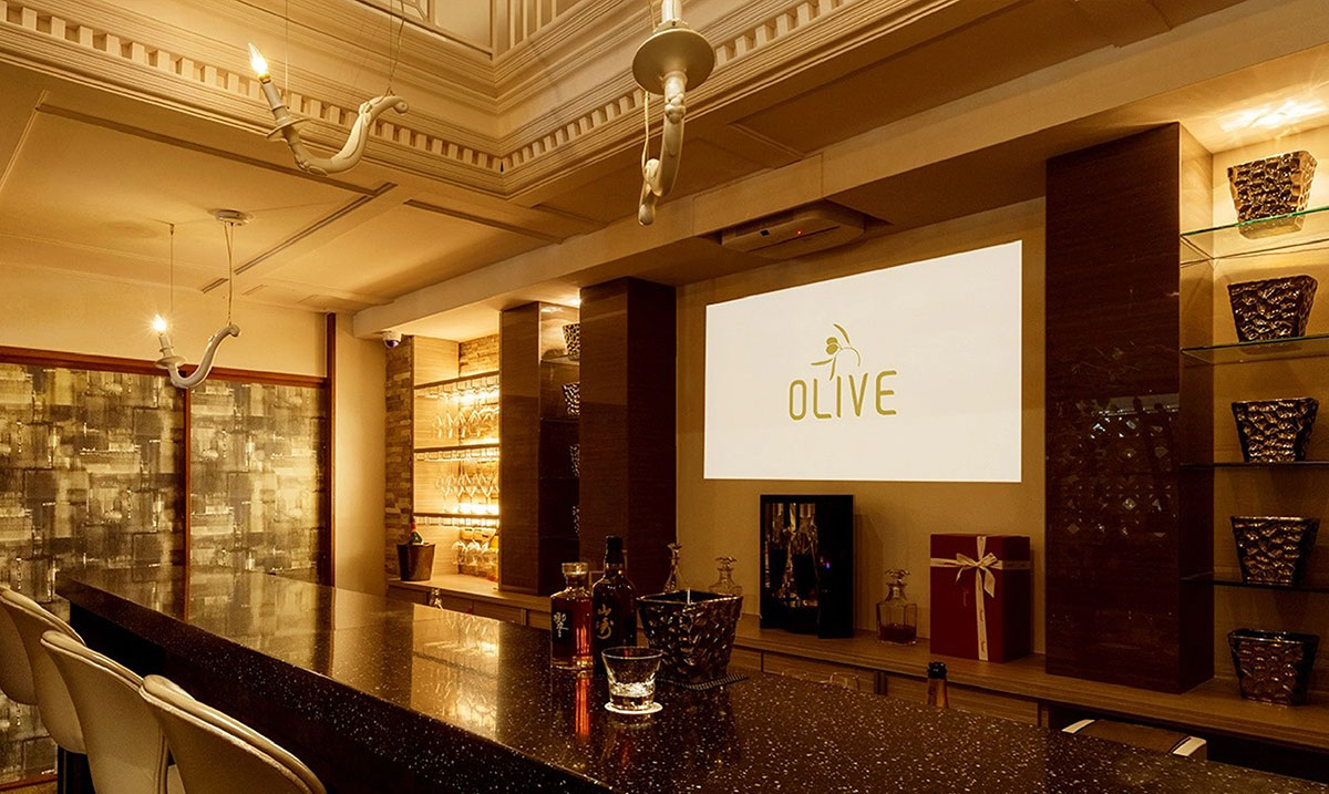 OLIVE hiroshima（オリーブ広島）店内